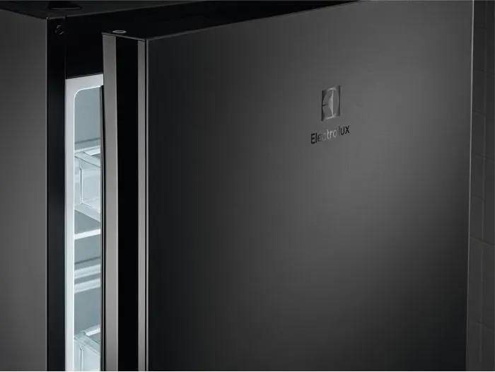 Холодильник Electrolux LNT7ME32M1 фото 4
