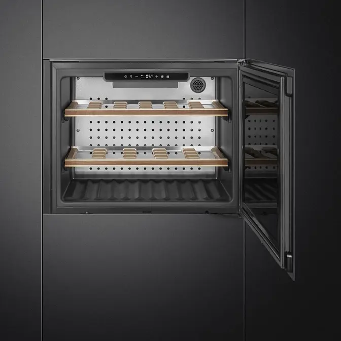 Винный холодильник Smeg CVI121G фото 2