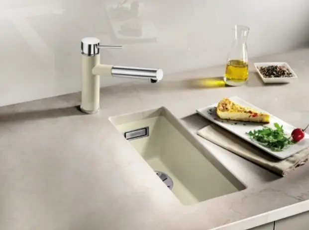 Мойка Blanco SUBLINE 160-U SILGRANIT отводная арматура InFino®