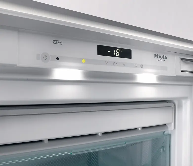 Встраиваемый холодильник Miele FNS 37405 i фото 3