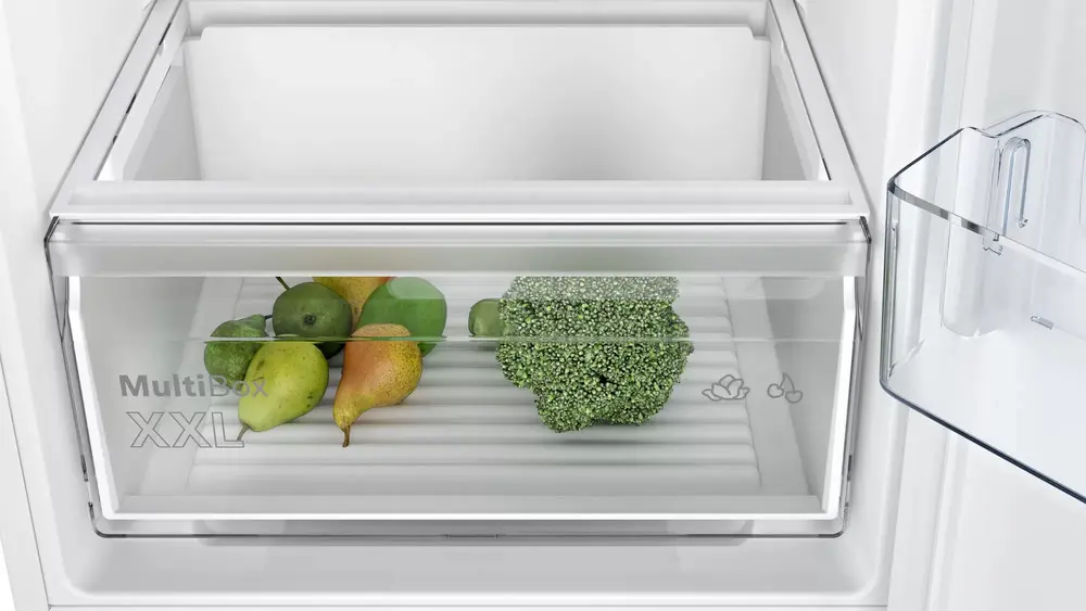 Встраиваемый холодильник Bosch KIN86NSF0 фото 3