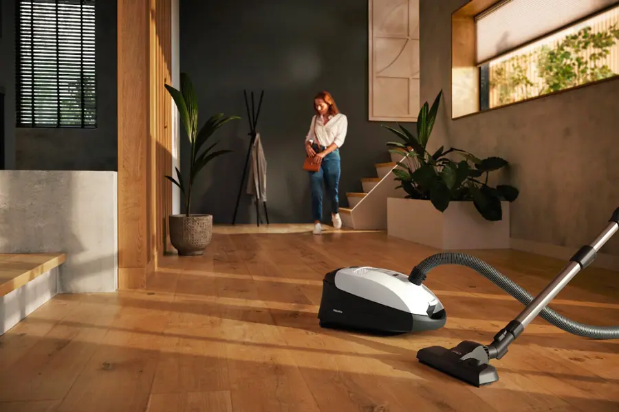 Пылесос Miele Classic C1 SBAF5 Flex PowerLine Белый фото 2