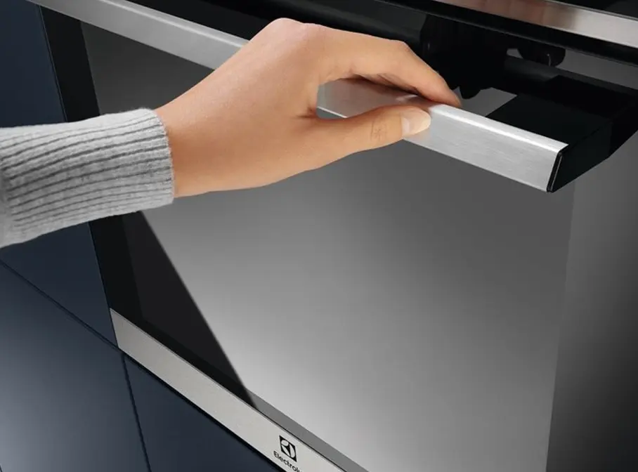 Духовой шкаф ELECTROLUX EOD6P77X фото 4