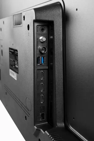 Телевизор Schaub Lorenz SLT43SU7500 фото 4