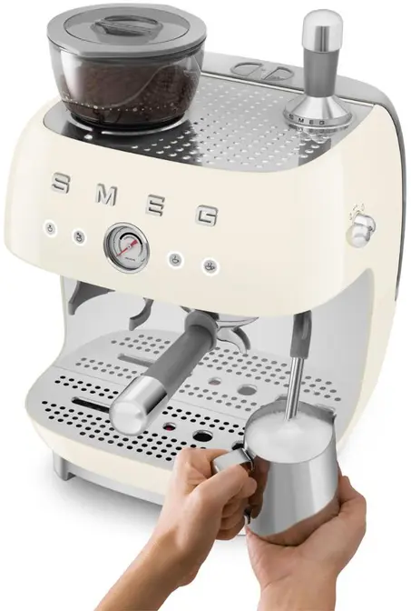 Кофеварка Smeg EGF03CREU фото 6