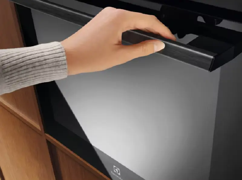 Духовой шкаф ELECTROLUX LOE8P38Z фото 4