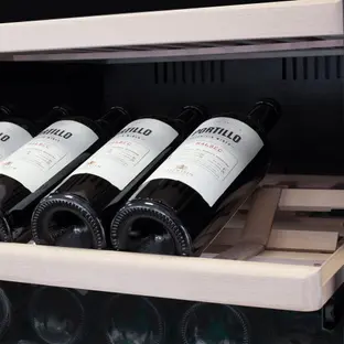 Холодильник винный CASO WineExclusive 180 Smart фото 3 Холодильник винный CASO WineExclusive 180 Smart фото 3