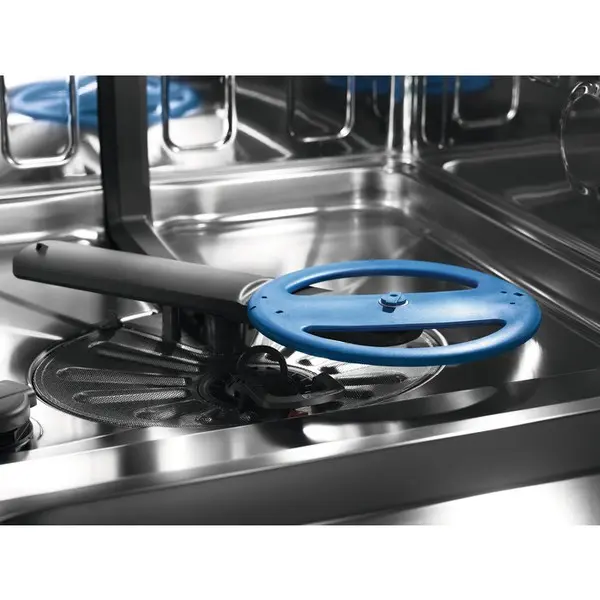 Встраиваемая посудомоечная машина Electrolux EMG 48200 L фото 4