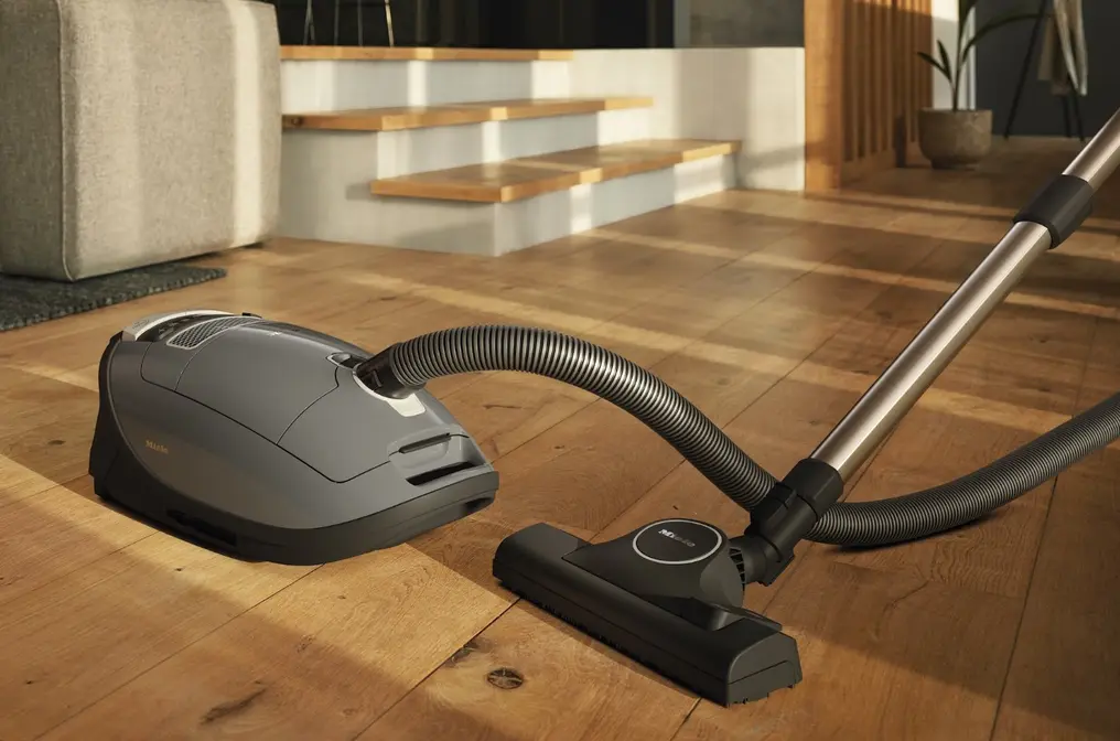 Пылесос Miele Complete C3 Active PowerLine SGDF5 серый фото 5