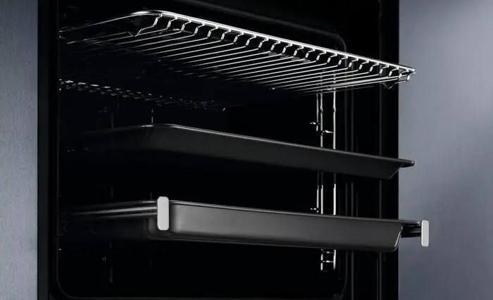 Духовой шкаф Electrolux EOF5C50BX фото 3