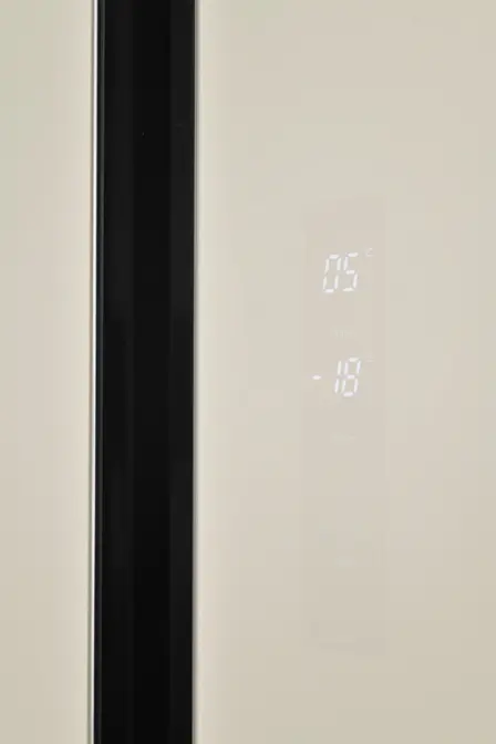 Холодильник ZÜGEL ZRSS630C фото 4