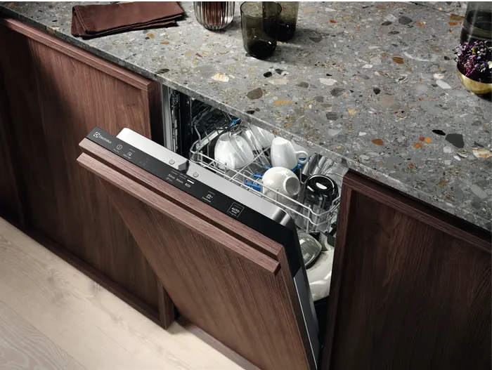 Встраиваемая посудомоечная машина Electrolux ETA22120L фото 6