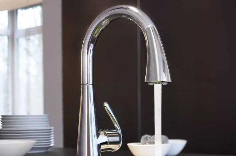 Однорычажный смеситель