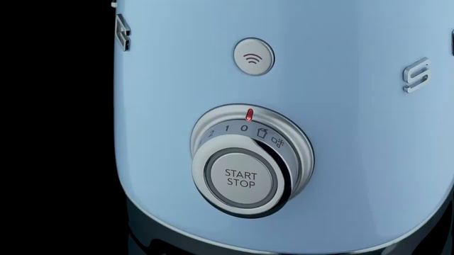 Блендер Smeg BLF01****