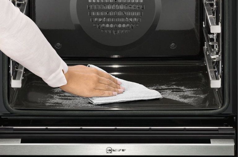 Количество стекол дверцы