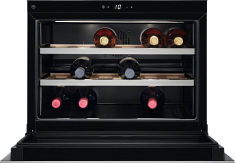 Винный холодильник AEG KWK884520M